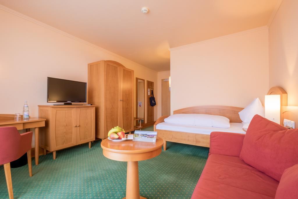 Gesundheitshotel Weissenstadt Am See Εξωτερικό φωτογραφία
